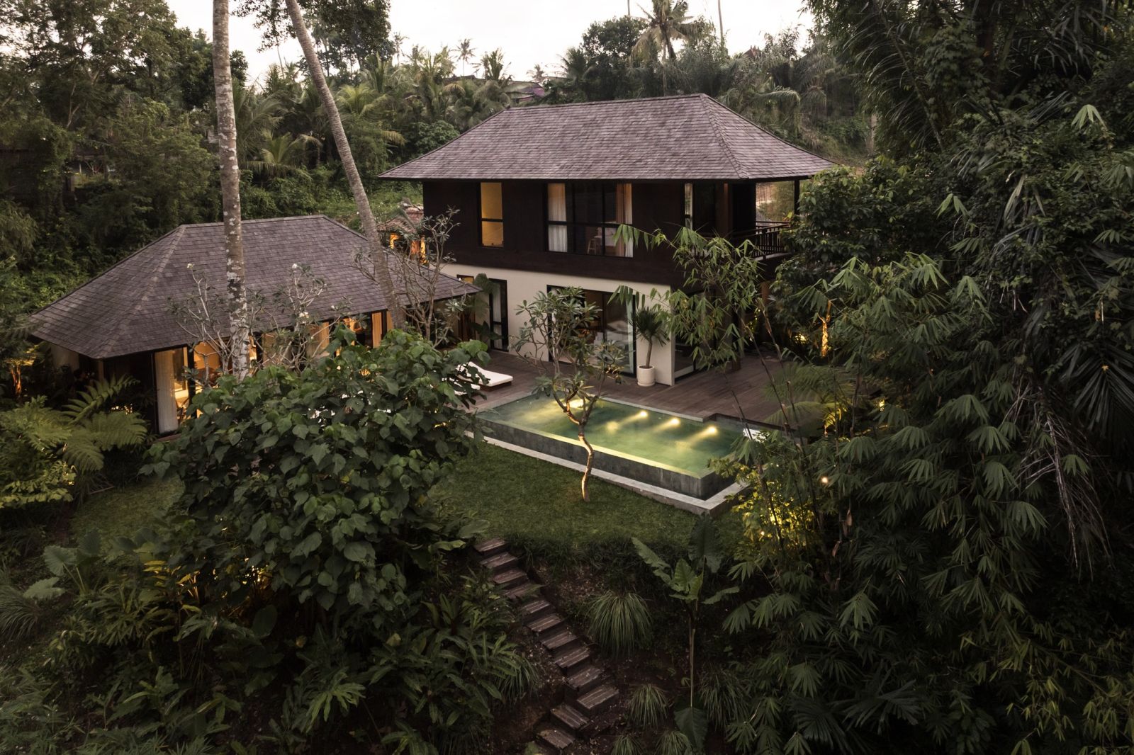 SUSTAINABLE RIVERFRONT VILLAS PROJECT